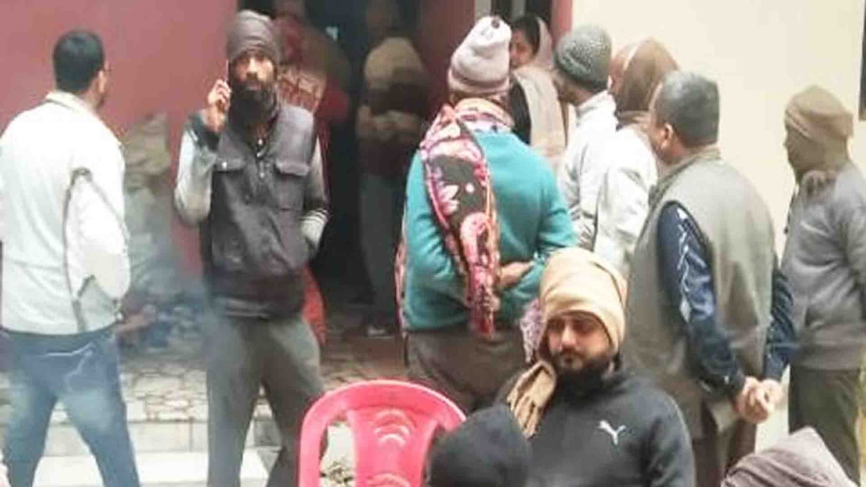 Fatehpur: Fire broke out due to short circuit, old man burnt to death