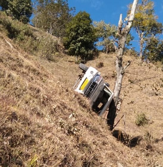 Pickup fell into ditch on Kimtoli-Khalgarha motorway, one dead