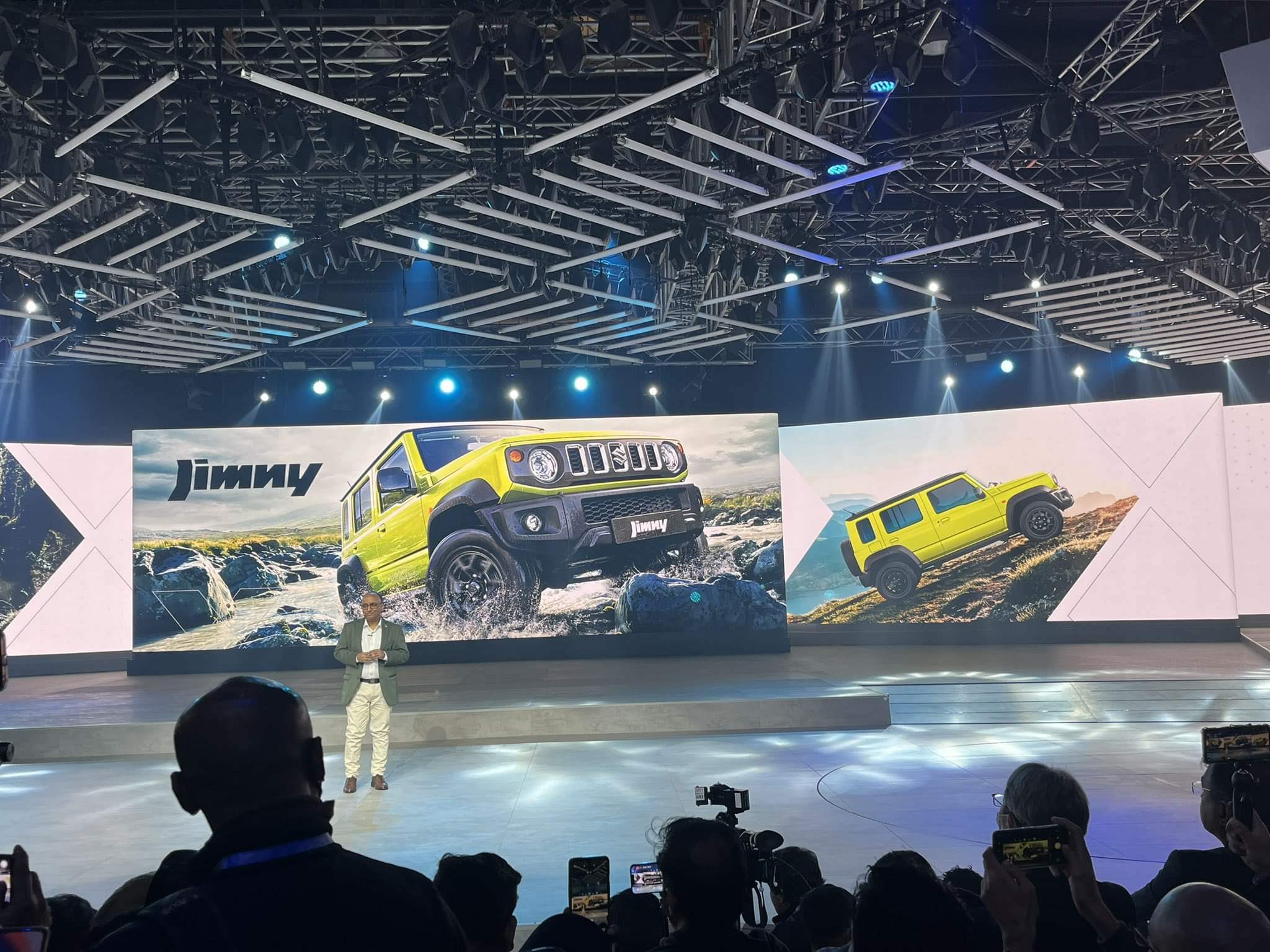 Maruti Suzuki Jimny gets more than 3000 bookings in two days Know Features Specs News In Hindi