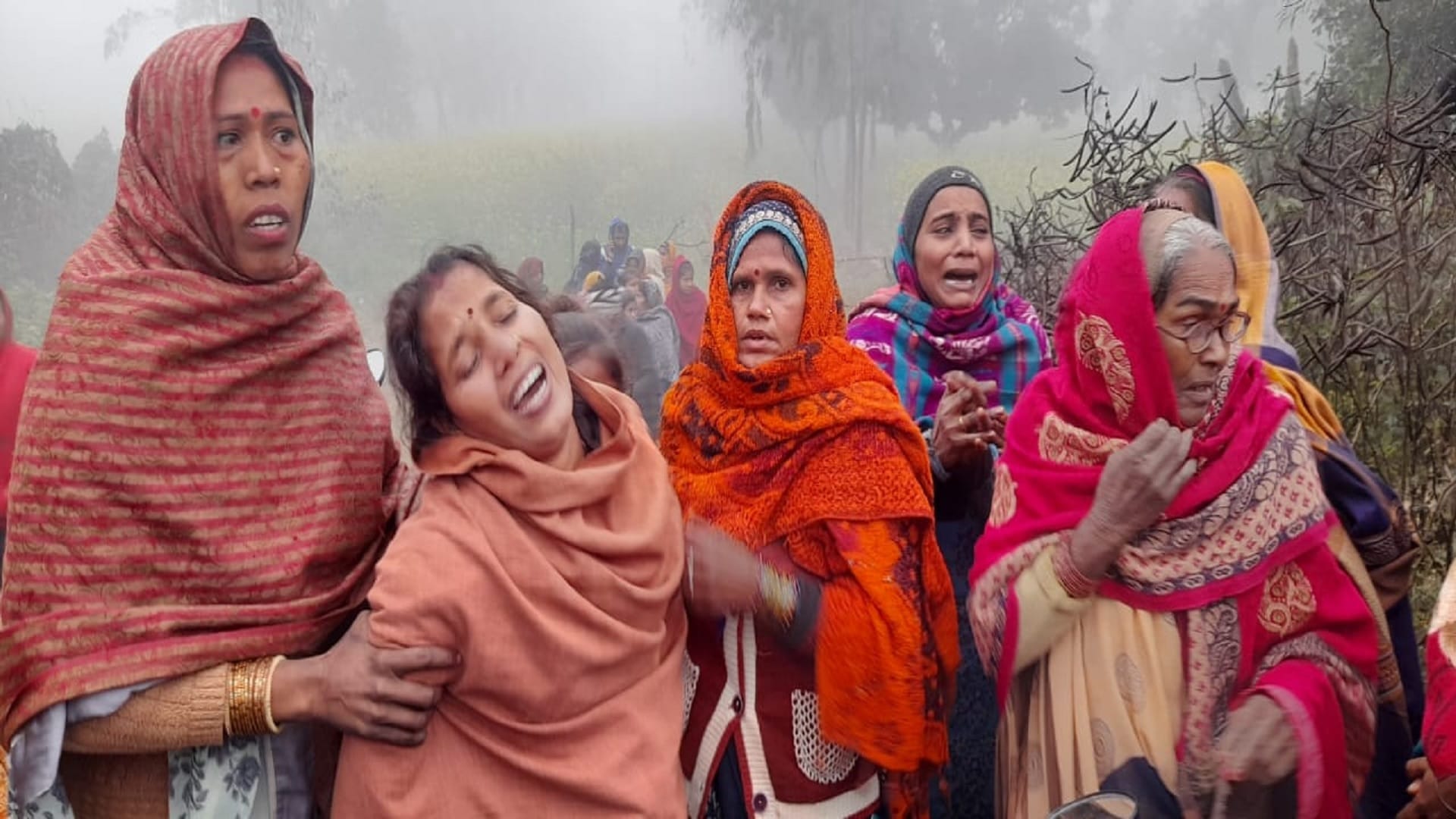 Road Accident Uncontrollable dumper crushed six people in Rae Bareli