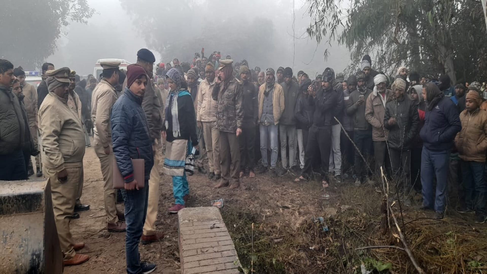 Road Accident Uncontrollable dumper crushed six people in Rae Bareli