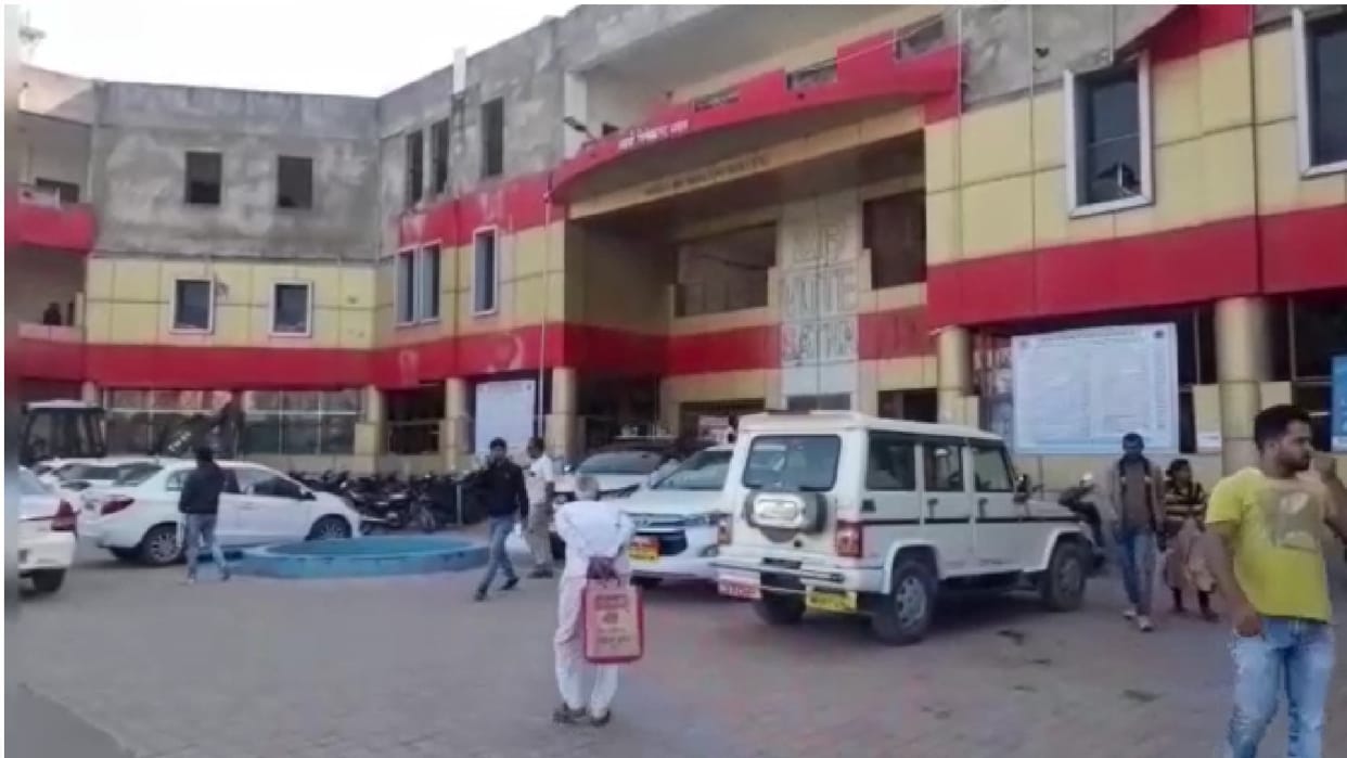 Notice issued to sanitation guardians in Satna Municipal Corporation workers started strike