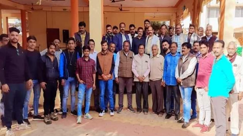 मंत्री राठखेड़ा के समधी के दुर्व्यवहार से क्षत्रियों में रोष