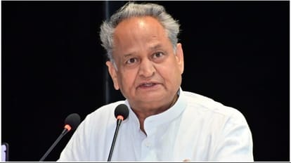Sanjivani Scam: राजस्थान के सीएम गहलोत ने कहा, पीड़ितों का पैसा वापस दिलाने के लिए हर संभव प्रयास करेगी सरकार मुख्यमंत्री अशोक गहलोत।