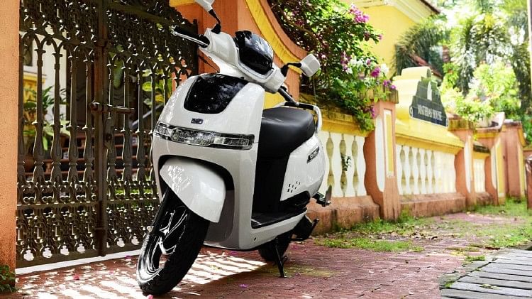 Trending News: TVS iQube: TVS sold more than 50,000 iQube electric scooters since launch, know price, range and features