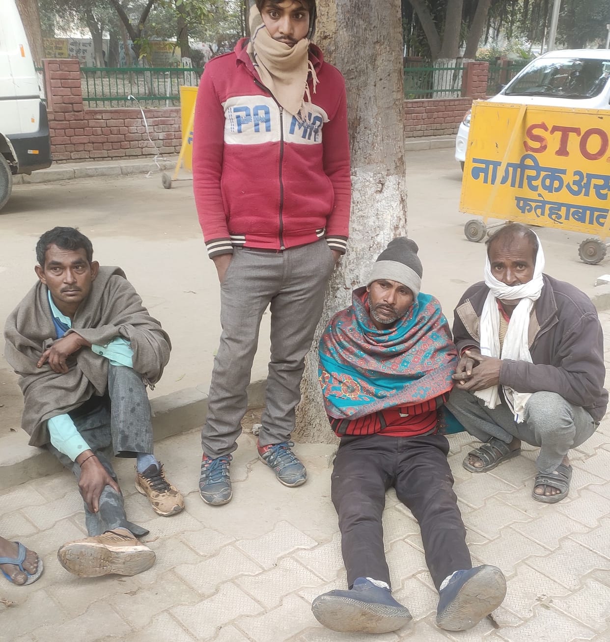 Bus collides with auto loaded with labourers from behind