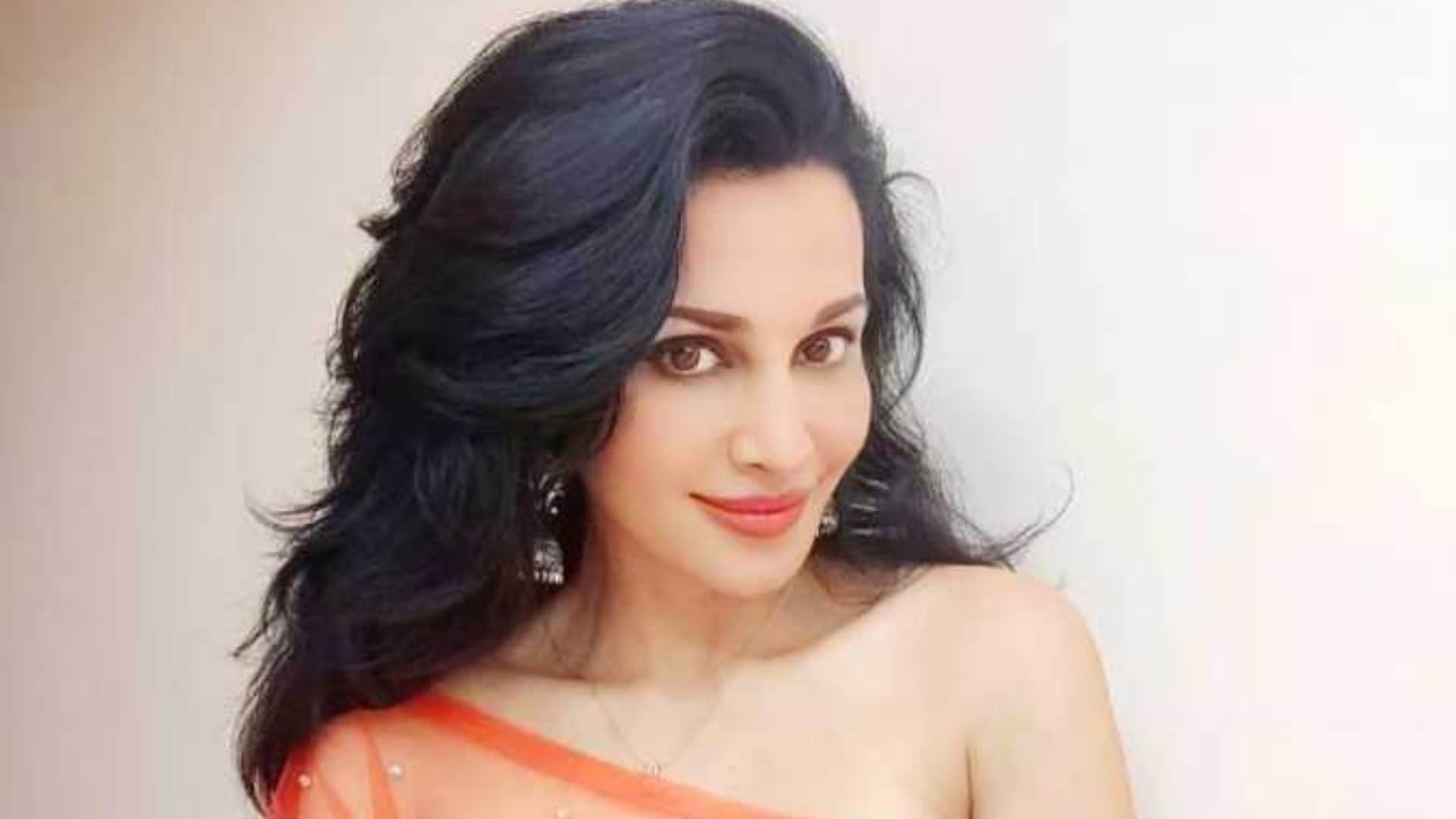OTT actresses crossed the limits of boldness Kangana Sharma Rasika Dugal Tridha Chaudhary MX Player