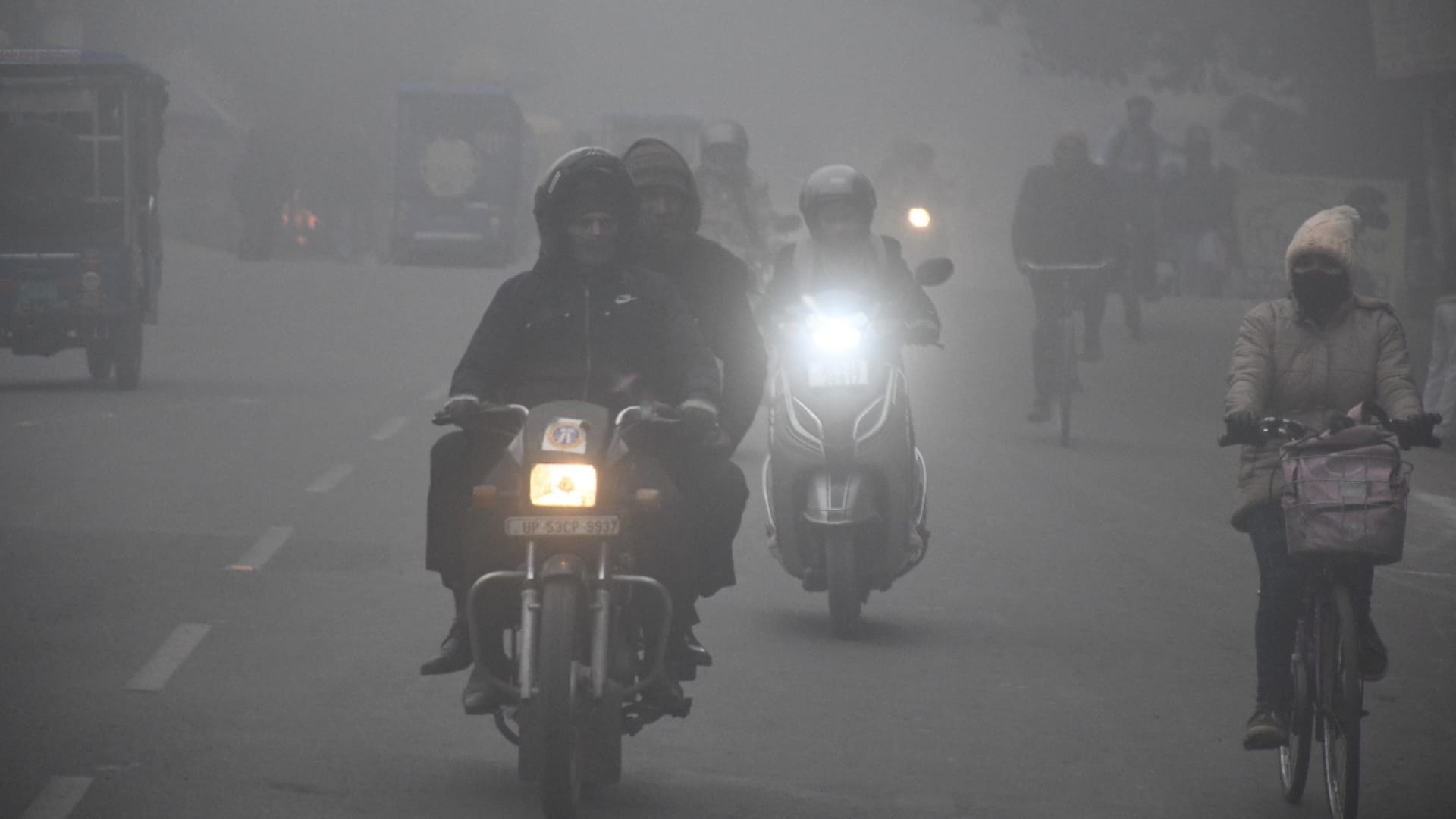 Gorakhpur Weather News Update Today Heavy Cold Wave 13 jan