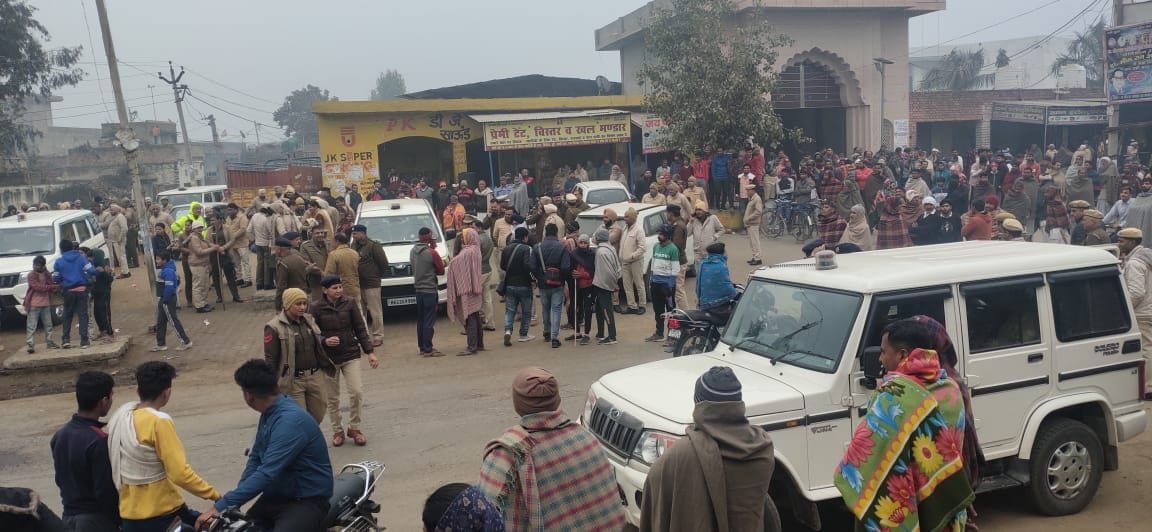 There was tension in the village Saman for five hours.
