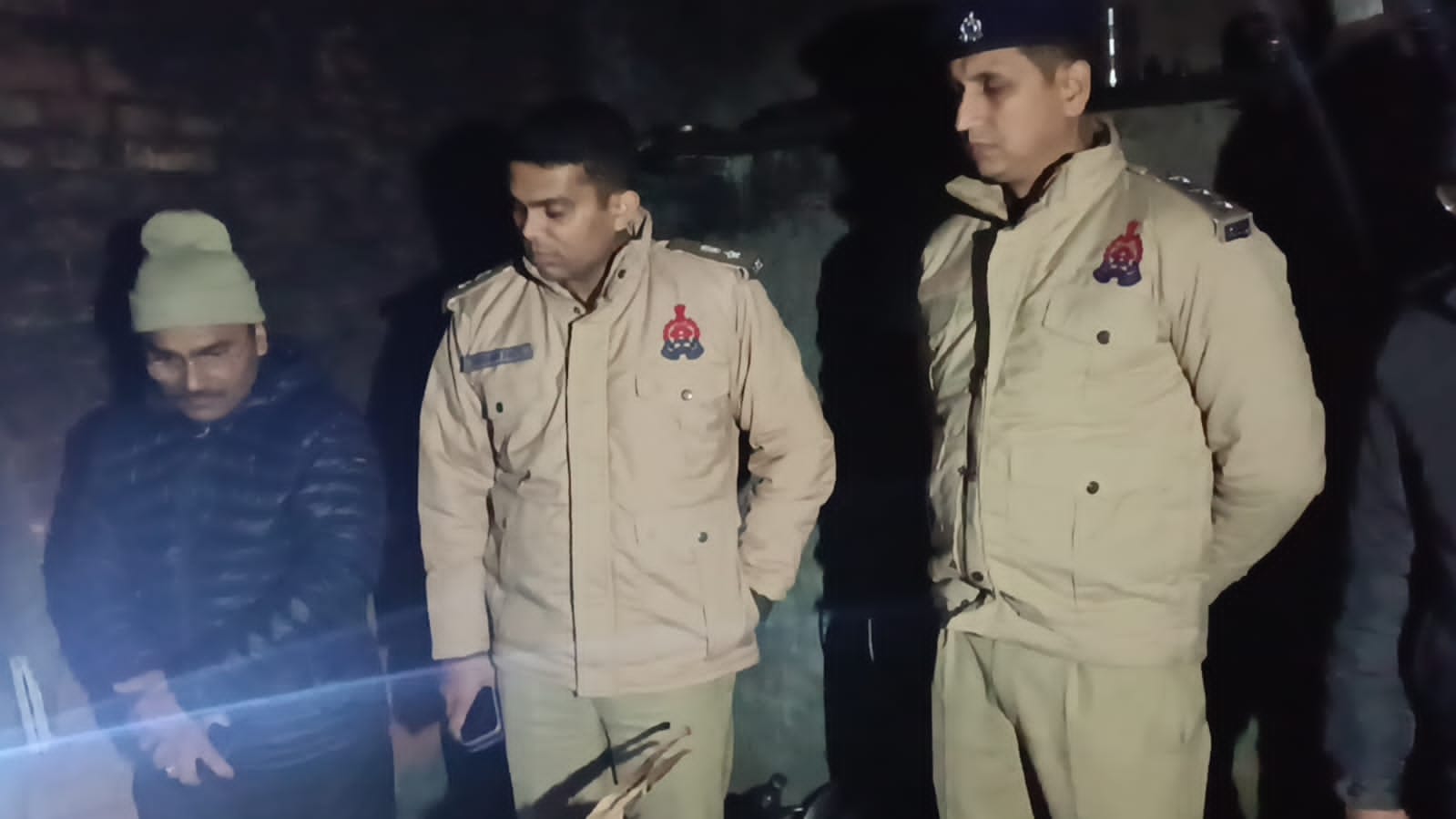 case of three deaths due to fire in hamirpur, father in law expressed many apprehensions