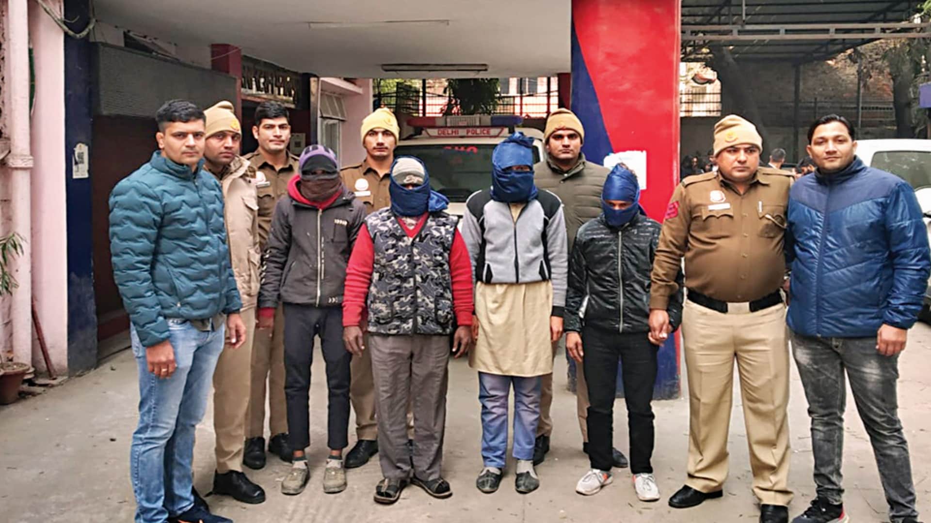 Delhi man killed hindu woman buried her in graveyard and keep show off of finding her