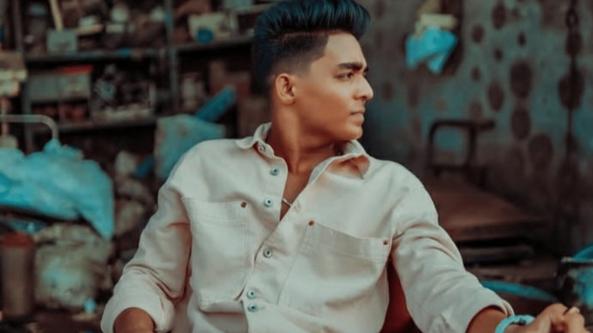 Social Media influencer Rohit Zinjurke struggle story from salesmen to social media star