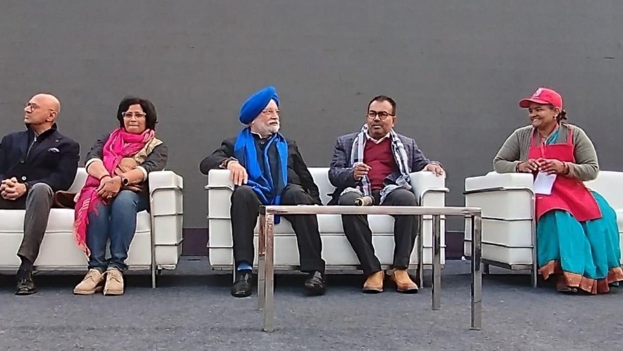 Street Food Taste like a five star hotel says Union Minister Hardeep Singh Puri Street Food Festival