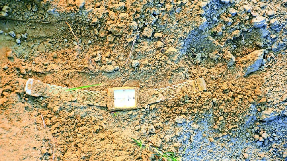 bareilly triple murder traces of blood found in the farms at katri