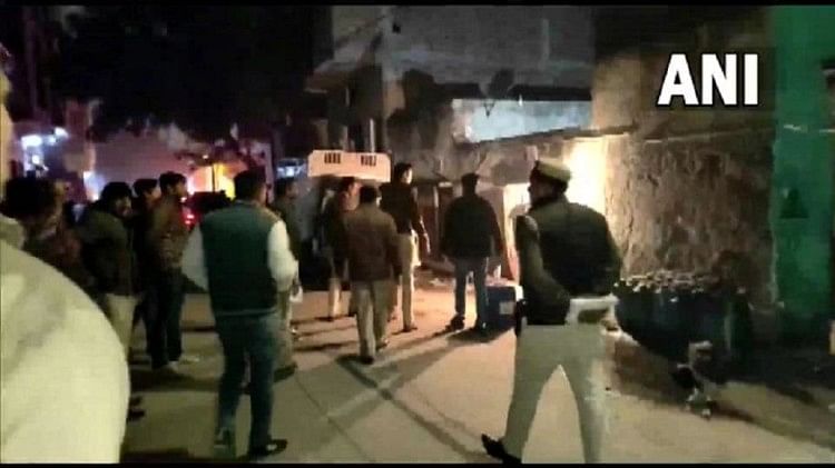 Police raid on terrorists Naushad and Jagjit Singh's flat