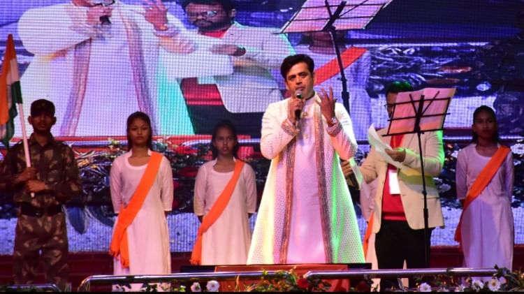 Gorakhpur Mahotsav 2023 Forgetting Cold In Gorakhpur People Danced To Songs  Of Sonu Nigam - Amar Ujala Hindi News Live - Gorakhpur Mahotsav  2023:गोरखपुर में ठंड को भूल लोग सोनू निगम के