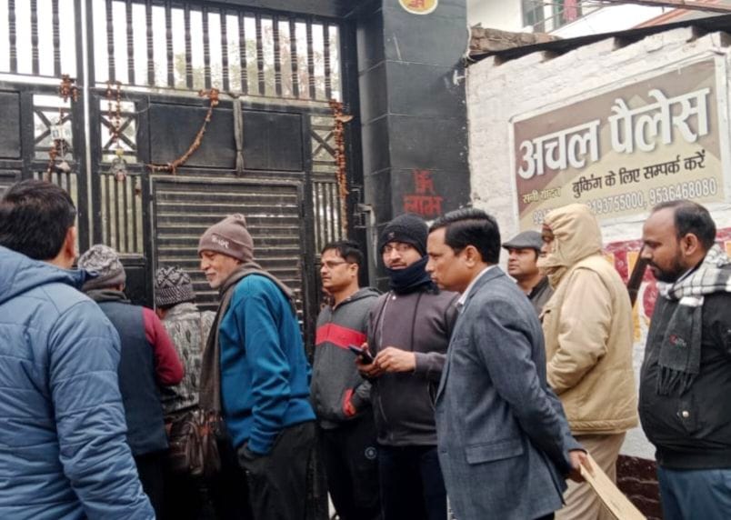 Achal Palace and Auto Agency sealed for non-payment of electricity bill