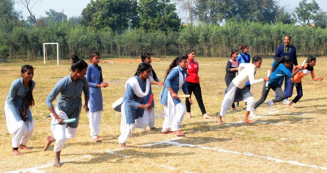 Chitrakoot: Renu tops in 800 meters race