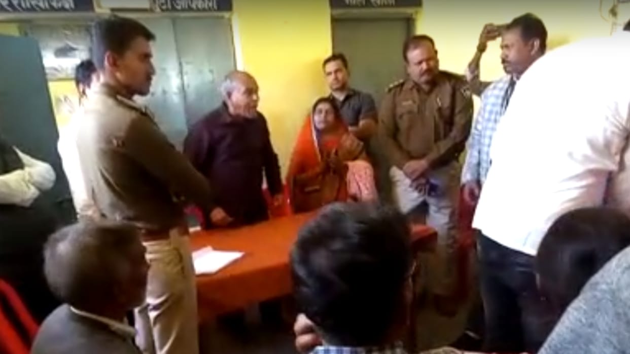 MP former minister and bjp mla gaurishankar bisen misbehaving with balaghat rto officer video goes viral