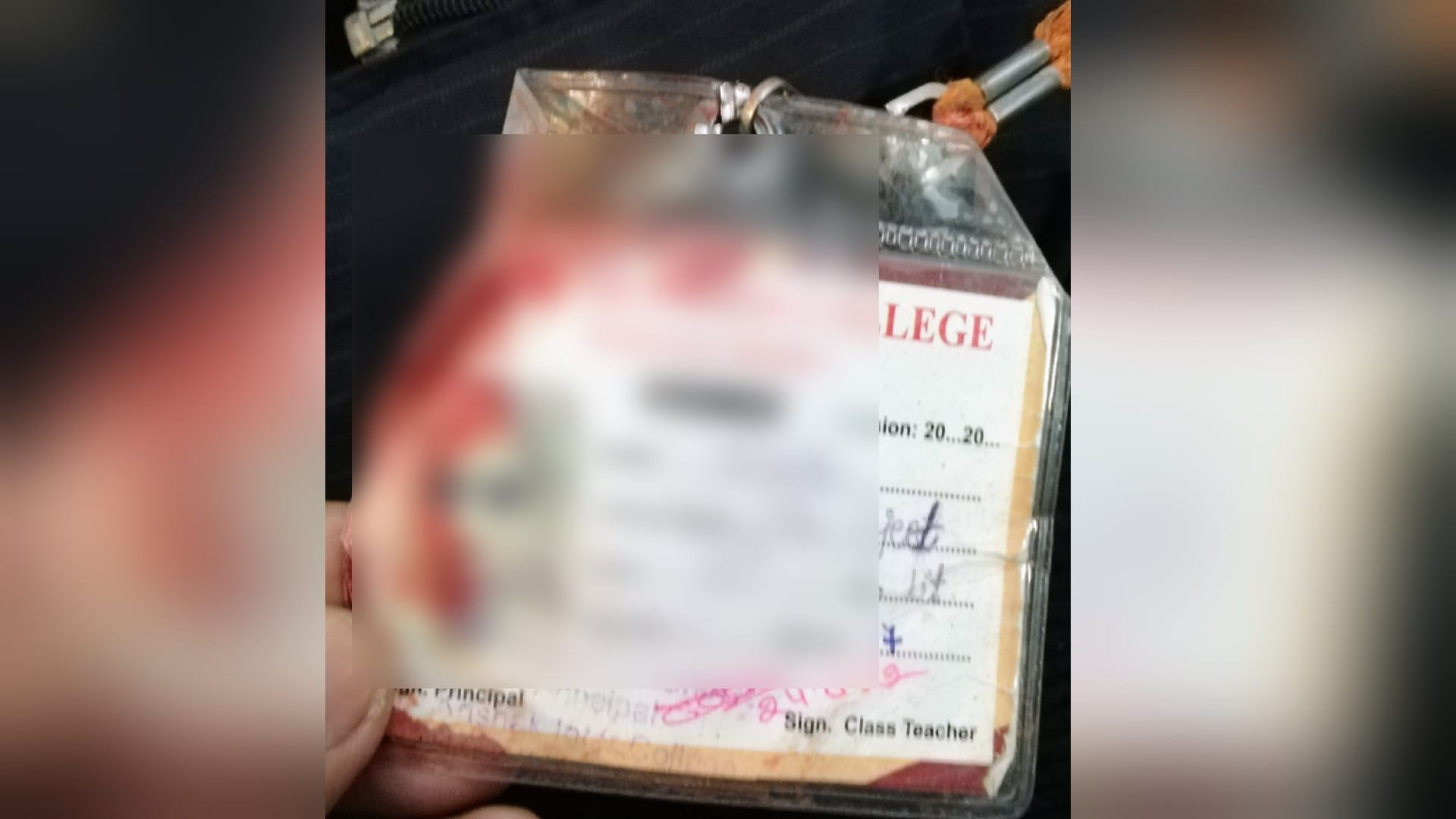 Youth attemped to kill the girl student in one sided love in Meerut