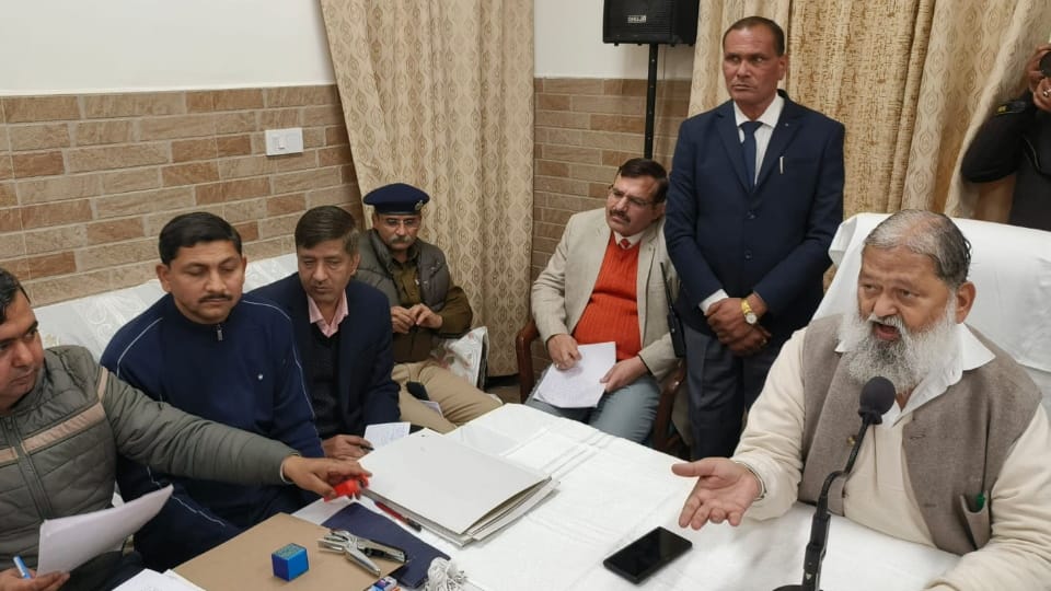 Home Minister Anil Vij organized Janata Darbar at PWD Rest House in Ambala