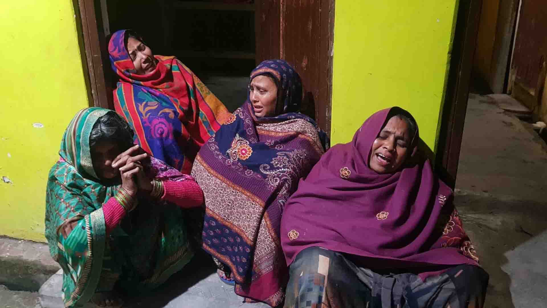 Wife commits suicide in Farrukhabad and then husband hangs himself