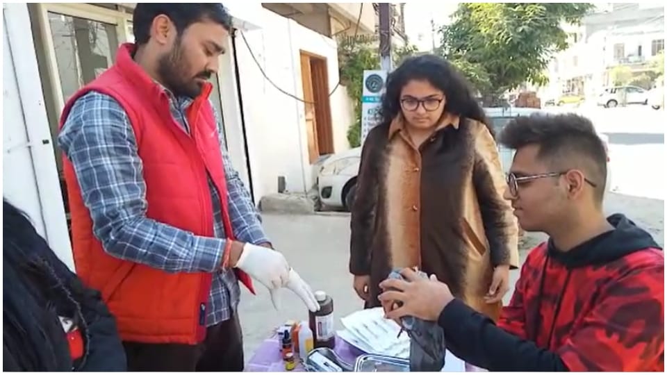 Kite flew from house to house on Makar Sankranti in Jaipur fireworks seen in sky Rajasthan News