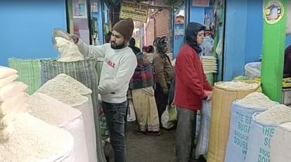 Makar Sankranti: Bhagalpur's Katrani Chuda and Gaya's Tilkut are still excellent, packets dominate the curd