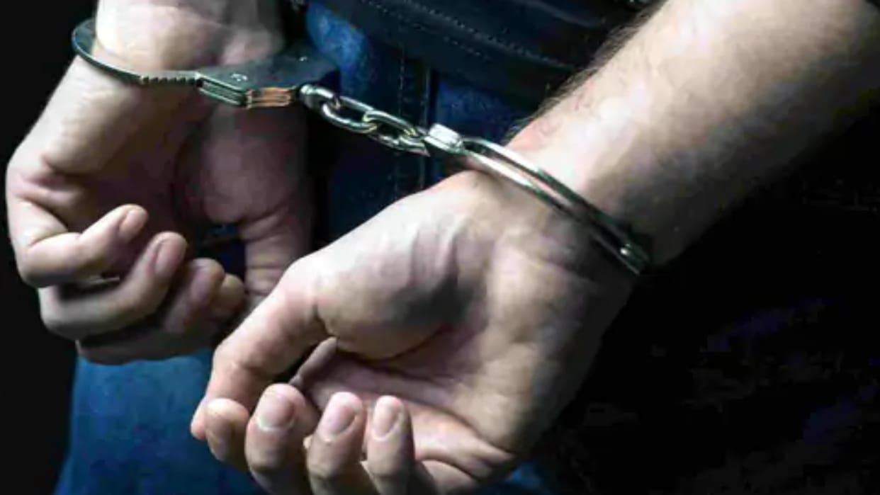 school teacher did obscene act with 10 year old student accused arrested in Sardarshahar
