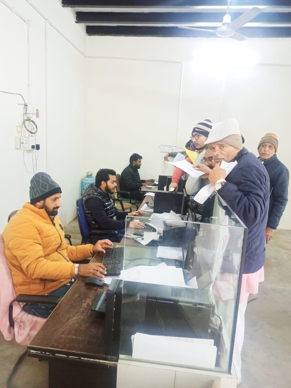 Order for investigation of Municipal Council dispute: Changes in the system, seats of employees will be changed, public dealing will be done till 1:30 pm only