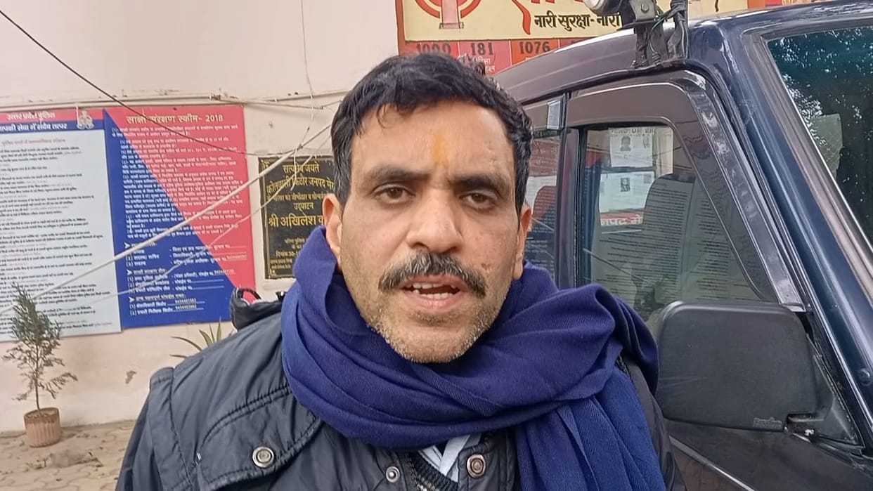 Meerut: Looted lakhs from businessman by posing as fake crime branch officer, police engaged in investigation