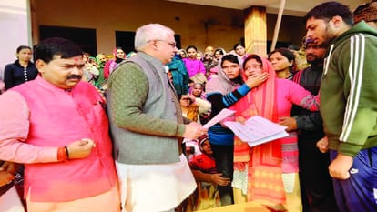 BSF jawan merged with Panchatatva with military honors chants of Mother India echoed