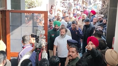 Bharat Jodo Yatra Live Updates Rahul Gandhi Yatra in Punjab, Congress MP Santokh Chowdhary Death News in Hindi