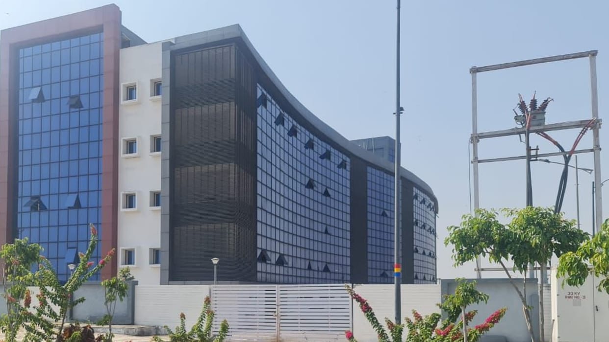 ndore on the way to Pune, Bengaluru, 250 IT companies in Indore