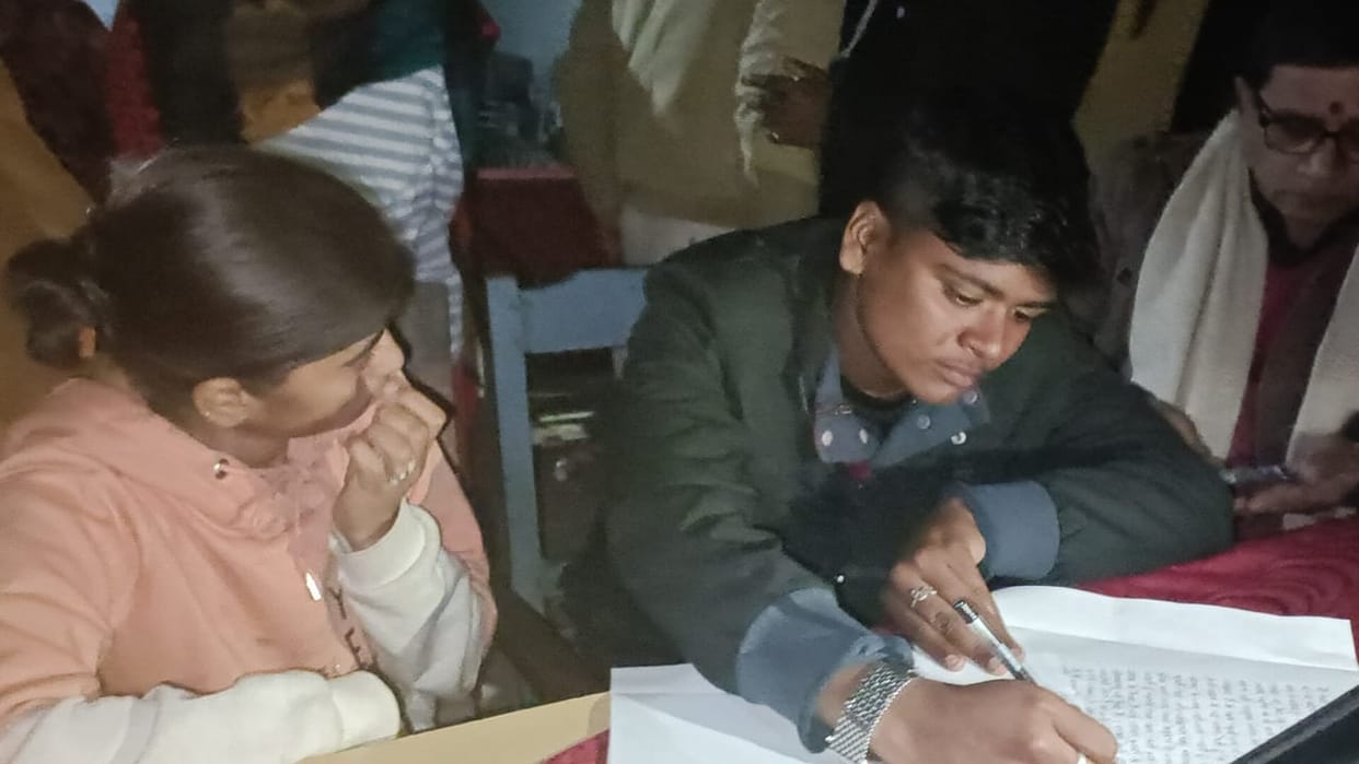 victory of two girls love for each other after 9 hours of drama from begusarai court to police station
