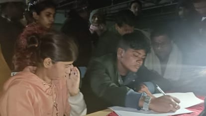 victory of two girls love for each other after 9 hours of drama from begusarai court to police station