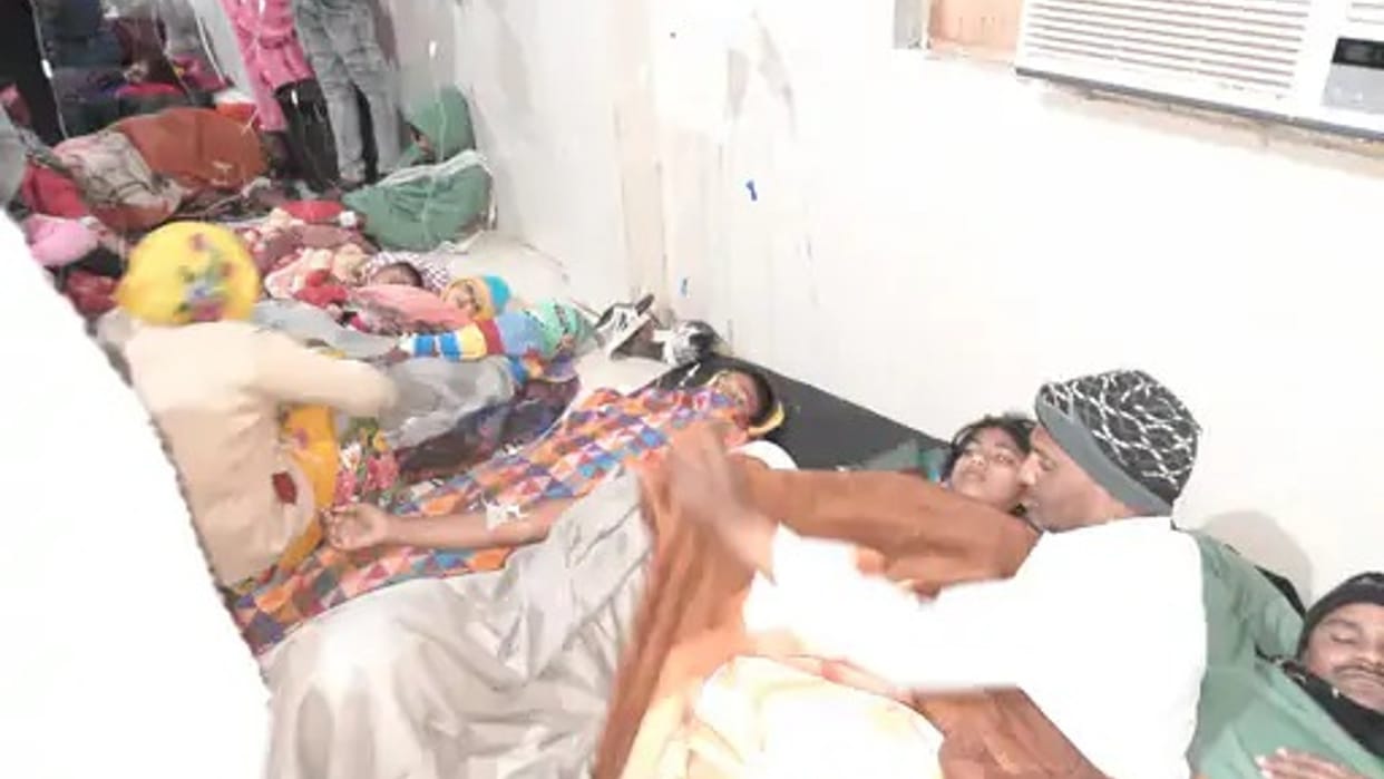 Health of many people deteriorated due to bad food in Sidhi