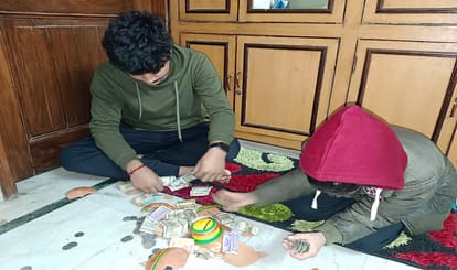 10 years old child From varanasi extended hand to Joshimath Crisis victims setting example