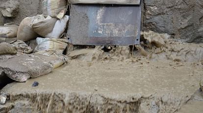 Joshimath Is Sinking: कहां से आ रहा है जोशीमठ में पानी, अभी रहस्य तक नहीं पहुंच पाए वैज्ञानिक, पढ़ें ये अपडेट जोशीमठ
