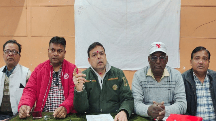 उत्तर प्रदेशीय जूनियर हाईस्कूल शिक्षक संघ के पदाधिकारी