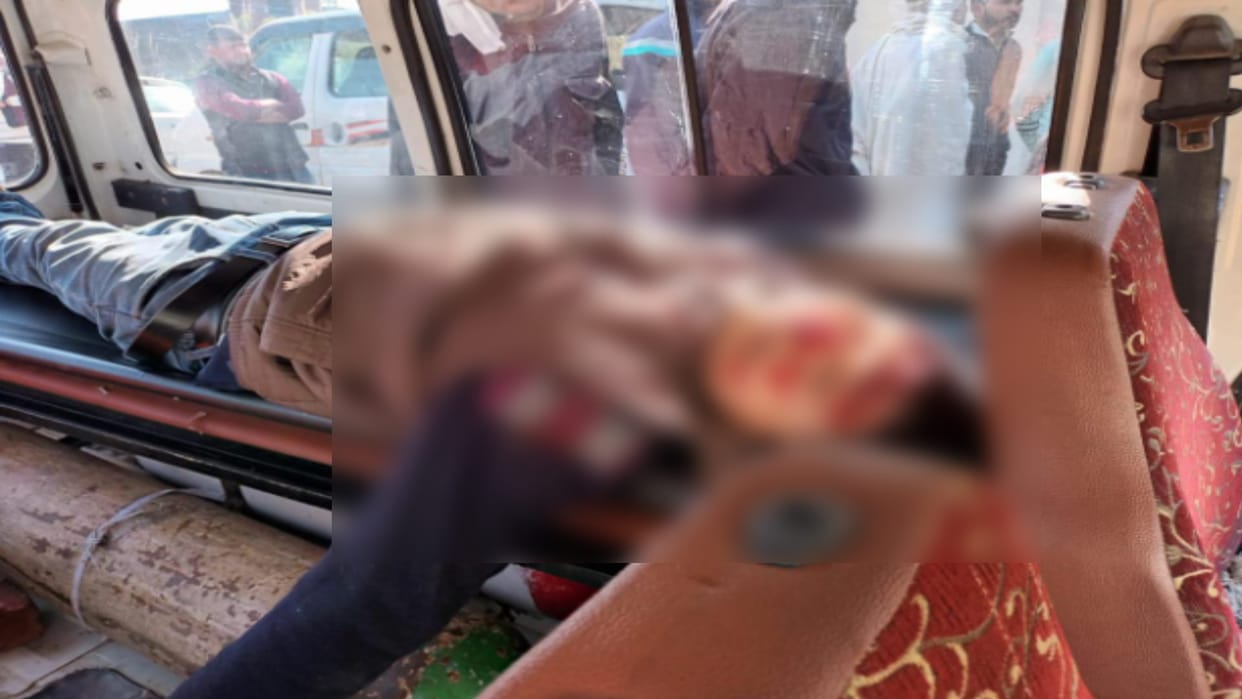 Two people have died in bike accident on the road in Baghpat and see photos