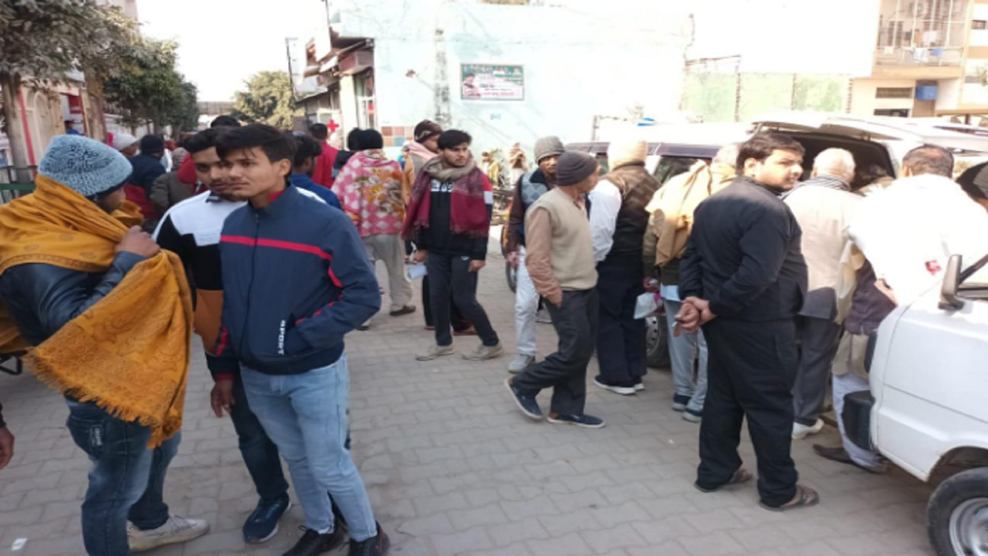 Two people have died in bike accident on the road in Baghpat and see photos