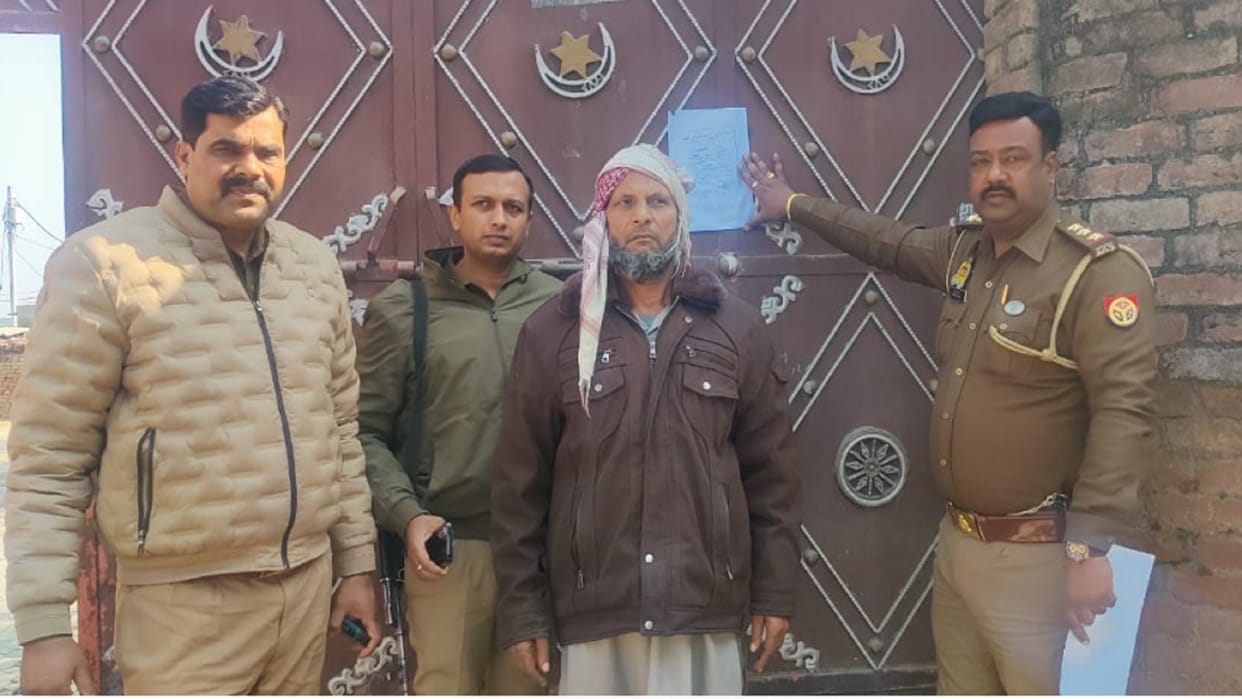 Meerut Deepak murder case: Police paste attachment notices on the houses of Shahbaz and Imran
