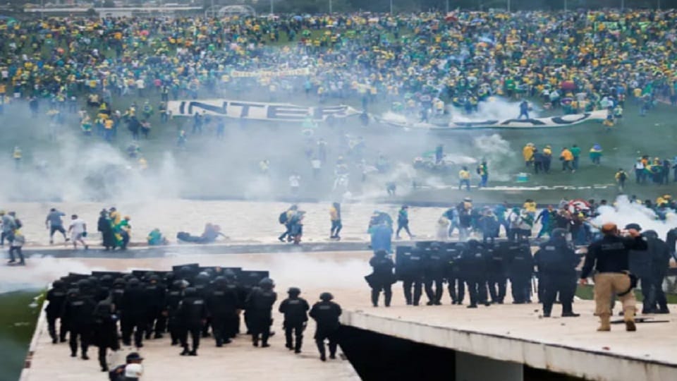 Brazil President Luiz Inacio Lula da Silva sacks 40 guards for presidential residence riots