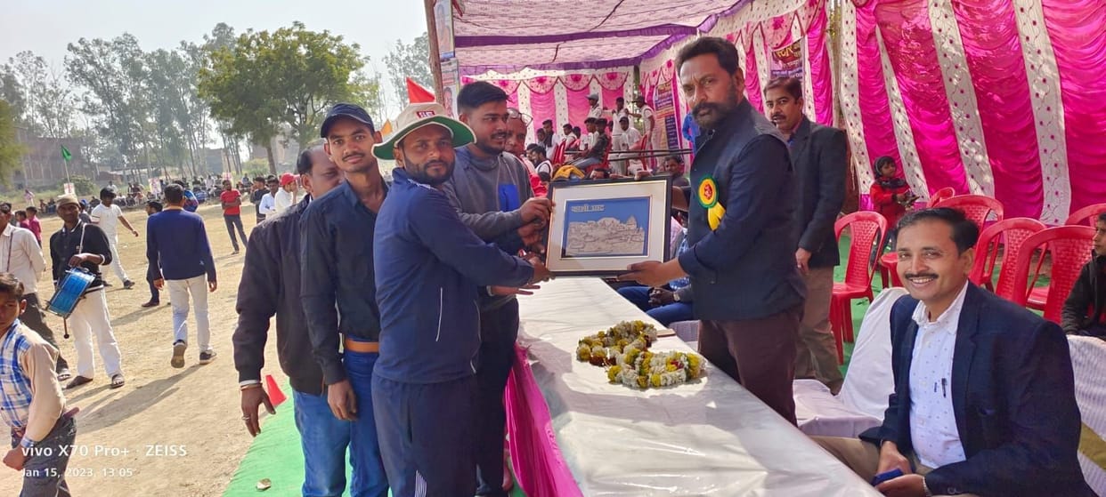Ghaziabad beat Ballia by 18 runs in quarter finals