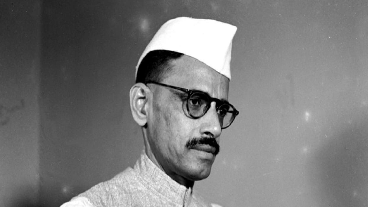 Gulzari Lal Nanda started research on laborers in allahabad University and became Union Labor Min