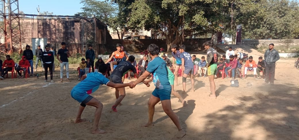 Budhani in volleyball, Ramgarh in Kabaddi buried flags