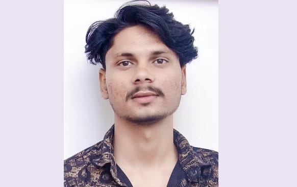 Young man hanged himself by posting WhatsApp status in Hamirpur