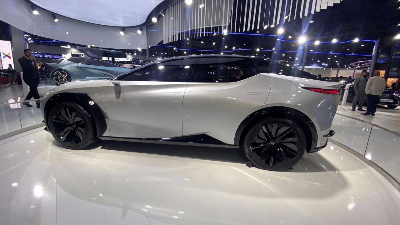 Lexus showed electric concept car lf z at the Auto Expo 2023, it catches the speed of 0 to 100 km in 3 second