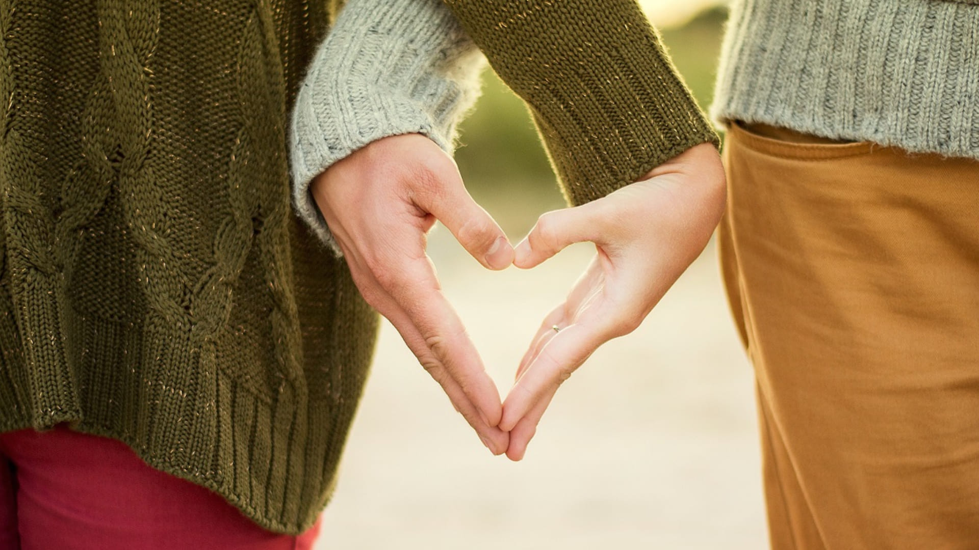 Things to consider before going into hotel with girlfriend in India